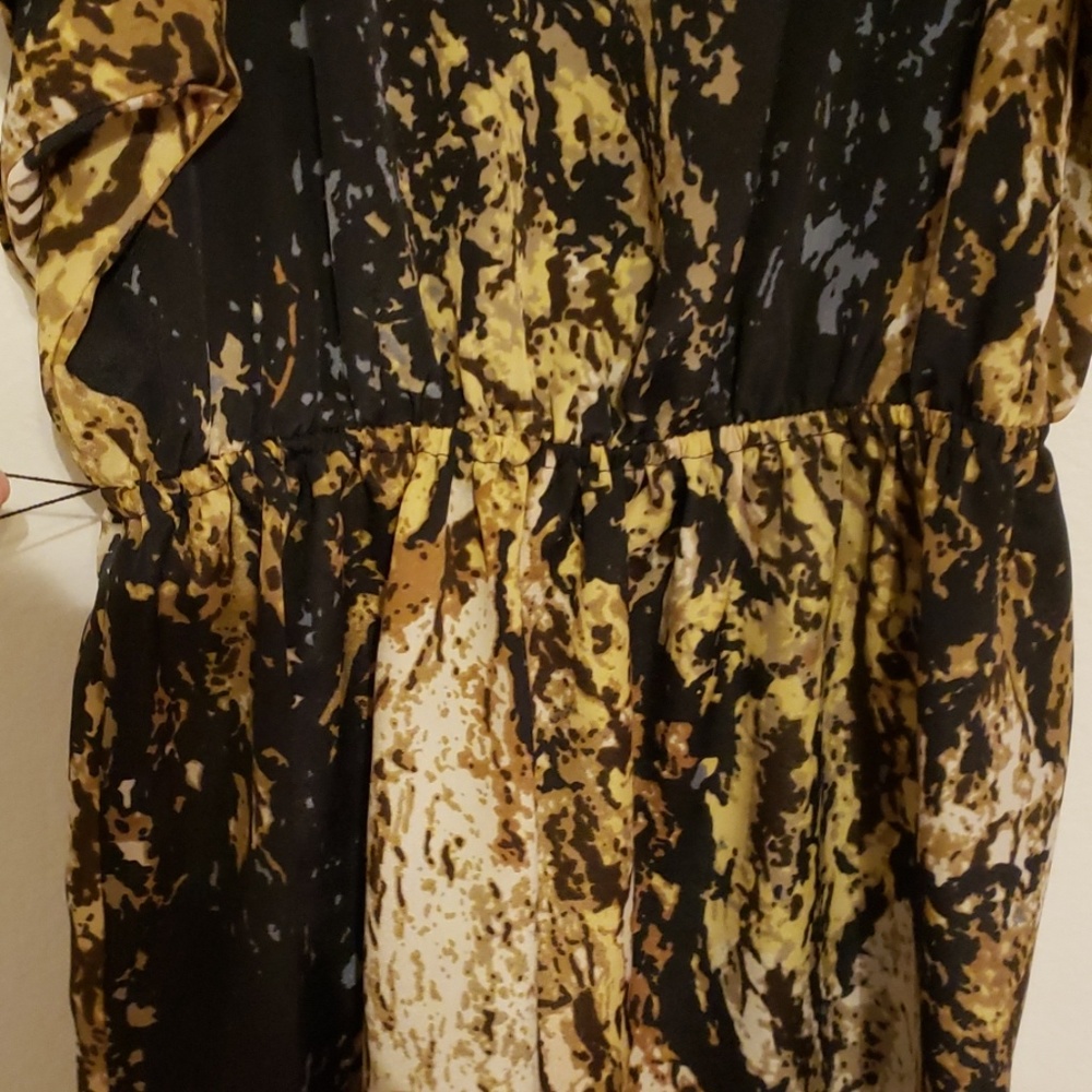 Dress - Picture 3 of 4